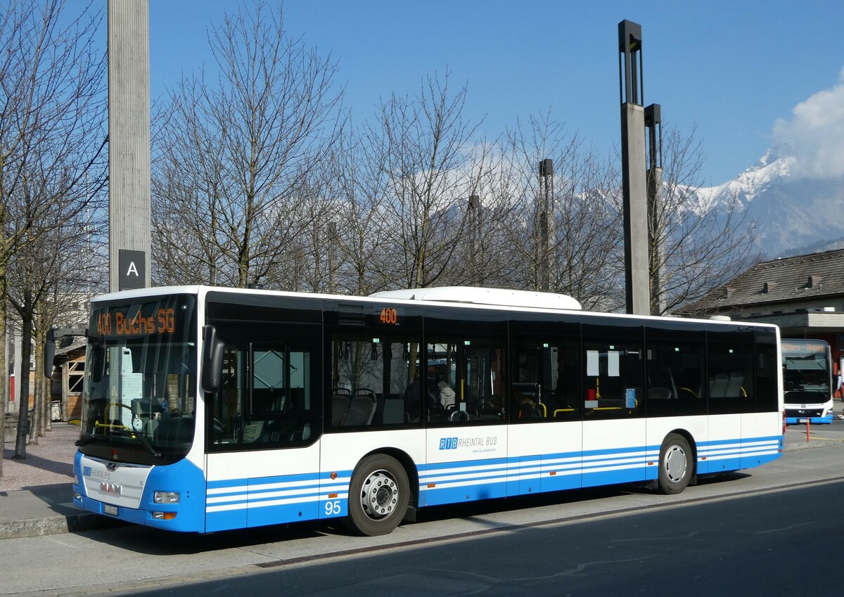 (246'873) - RTB Altsttten - Nr. 95/SG 482'228 - MAN (ex PostBus/A BD 15'346) am 4. Mrz 2023 beim Bahnhof Sargans