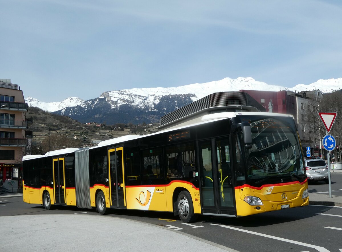 (247'255) - Buchard, Leytron - VS 141'737/PID 11'586 - Mercedes am 16. Mrz 2023 beim Bahnhof Sion