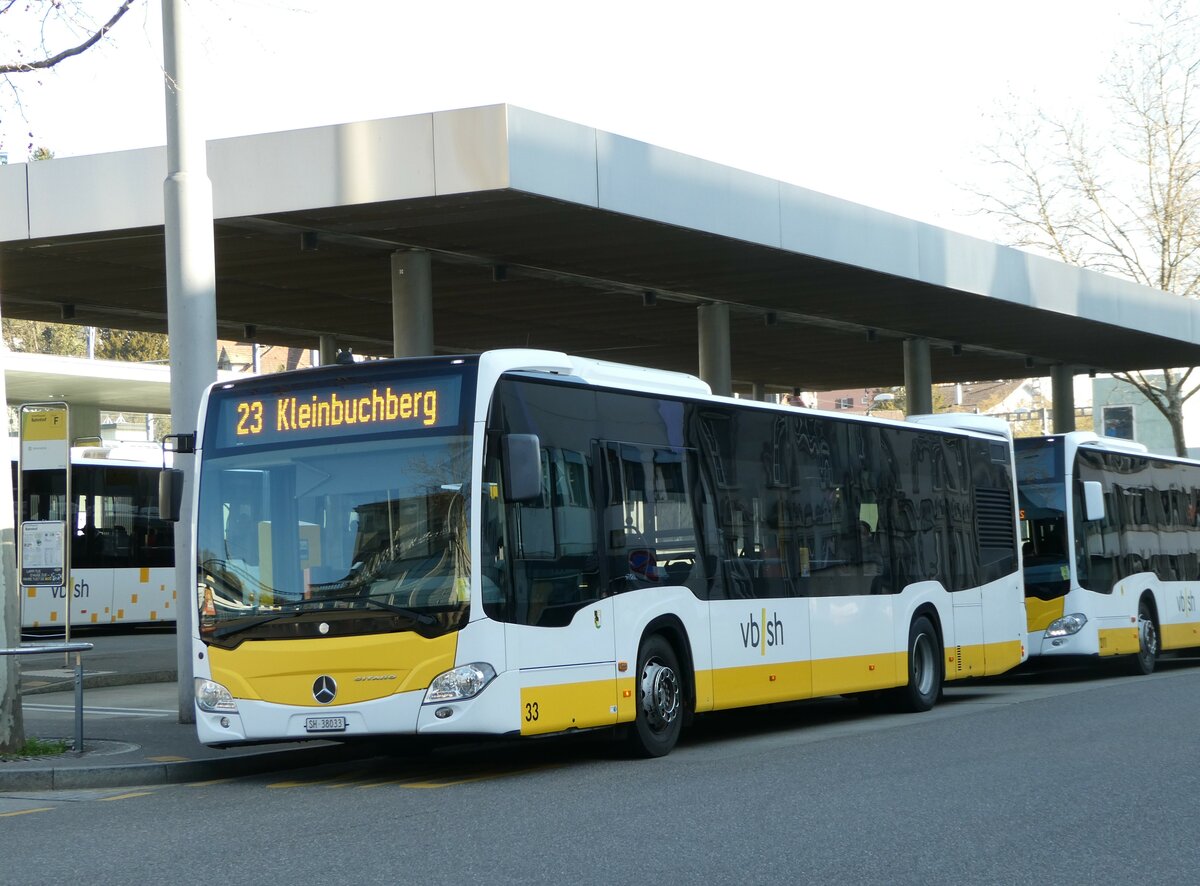 (248'035) - VBSH Schaffhausen - Nr. 33/SH 38'033 - Mercedes am 6. April 2023 beim Bahnhof Schaffhausen