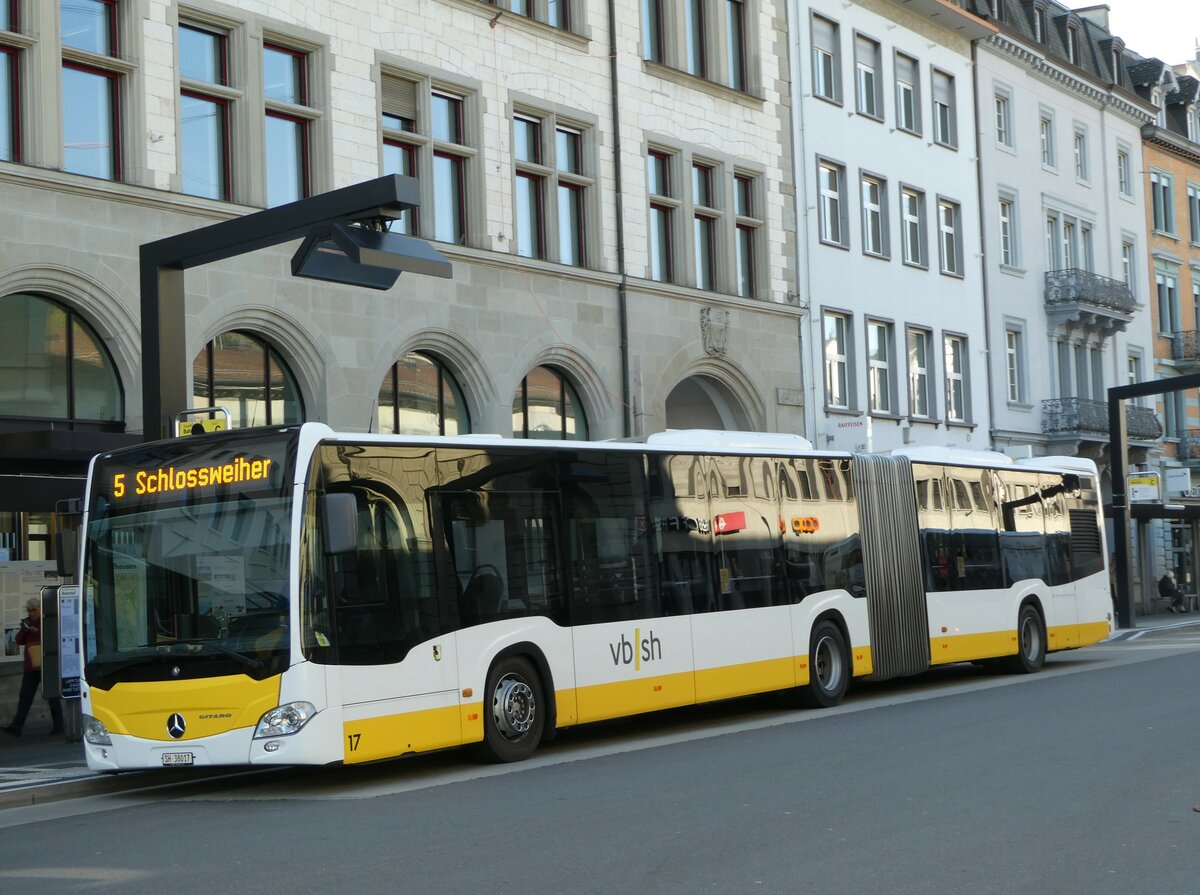 (248'051) - VBSH Schaffhausen - Nr. 17/SH 38'017 - Mercedes am 6. April 2023 beim Bahnhof Schaffhausen