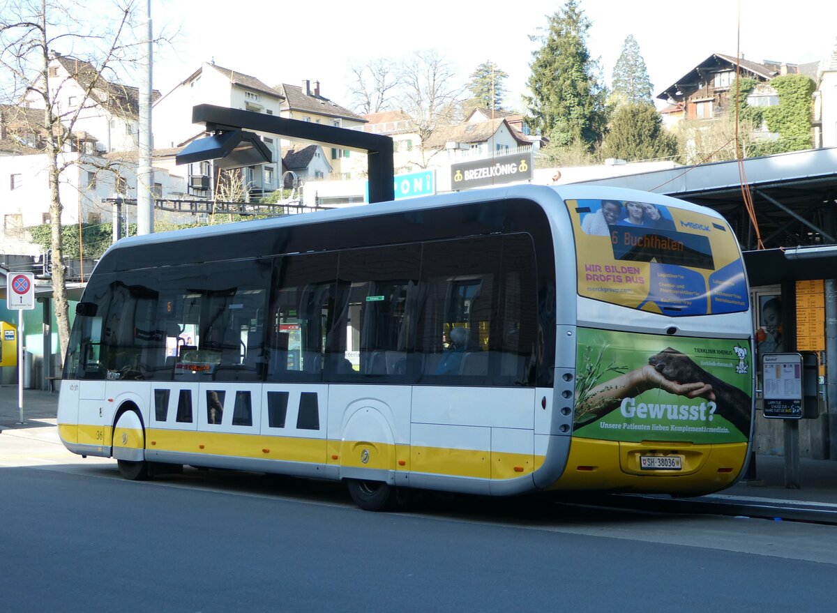 (248'057) - VBSH Schaffhausen - Nr. 36/SH 38'036 - Irizar am 6. April 2023 beim Bahnhof Schaffhausen 