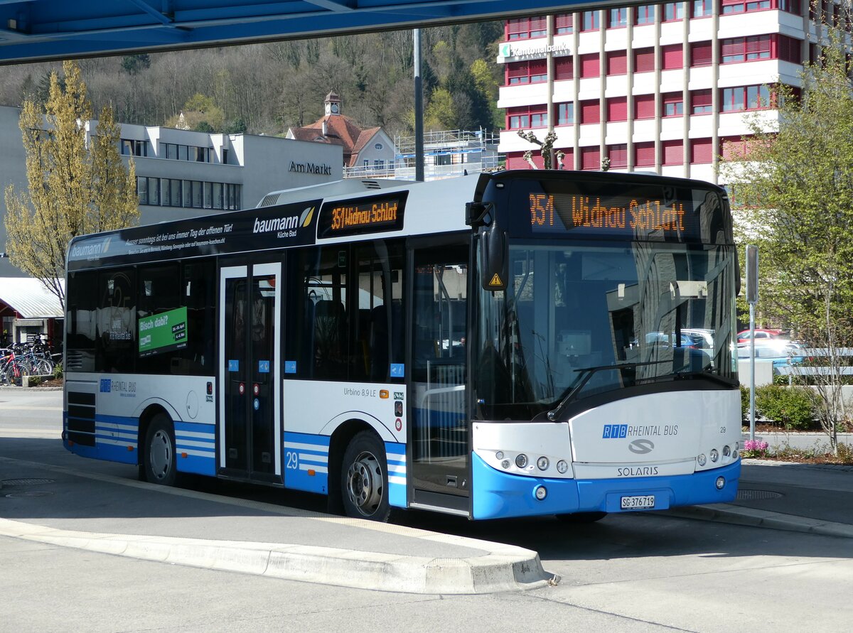 (248'098) - RTB Altsttten - Nr. 29/SG 376'719 - Solaris am 6. April 2023 beim Bahnhof Heerbrugg