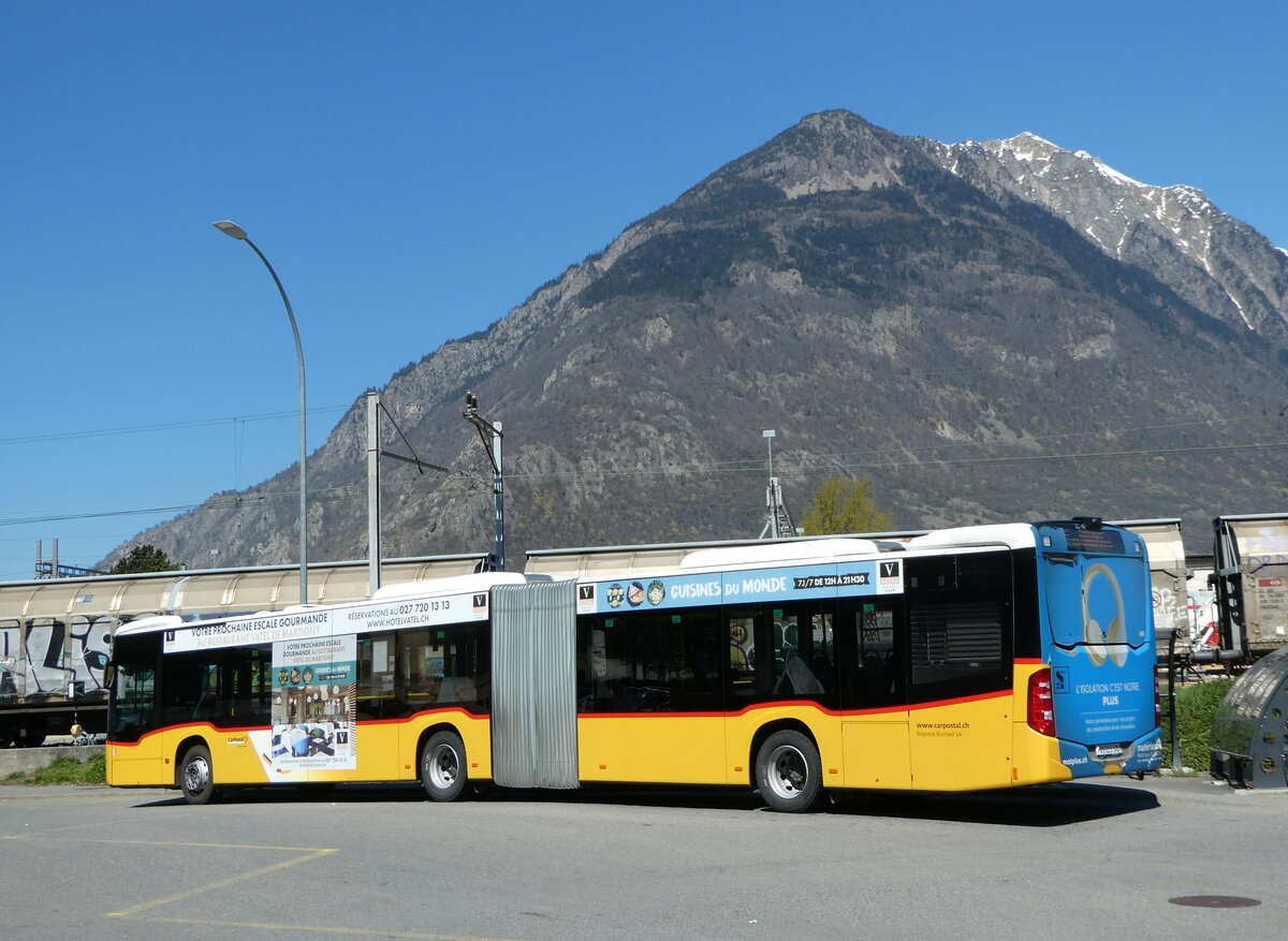 (248'314) - Buchard, Leytron - VS 223'348/PID 11'584 - Mercedes am 9. April 2023 beim Bahnhof Martigny