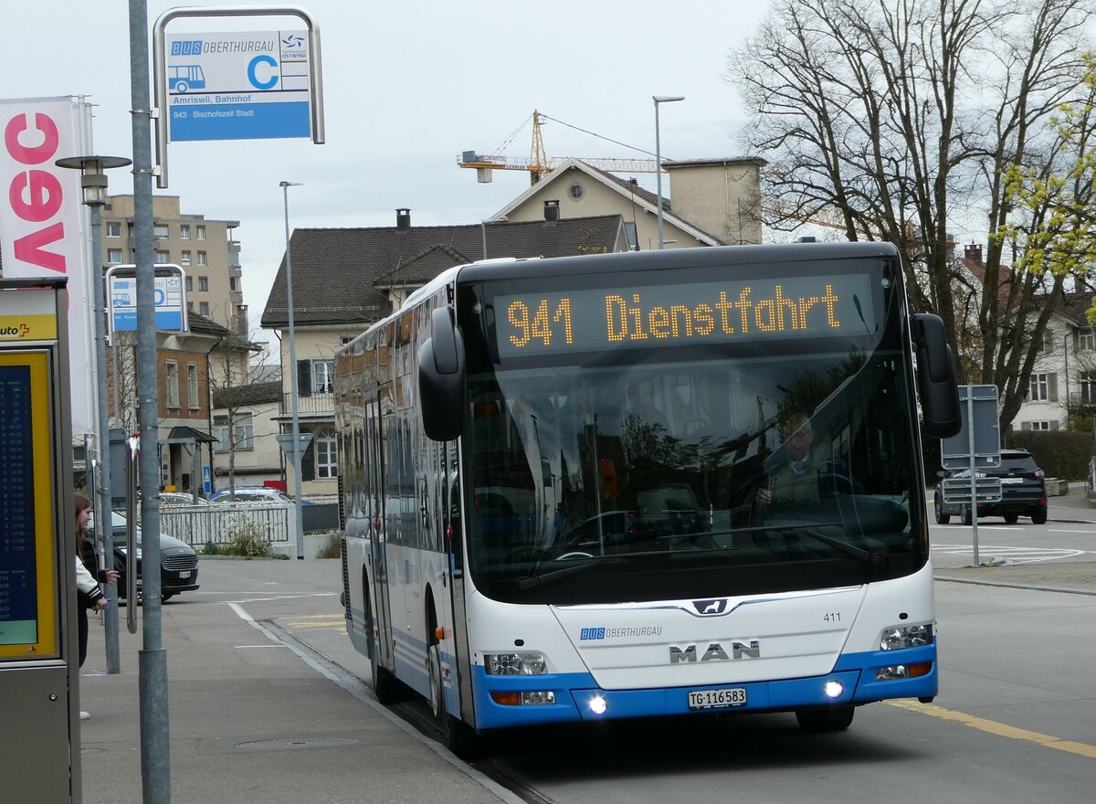 (248'530) - BOTG Amriswil - Nr. 411/TG 116'583 - MAN am 13. April 2023 beim Bahnhof Amriswil