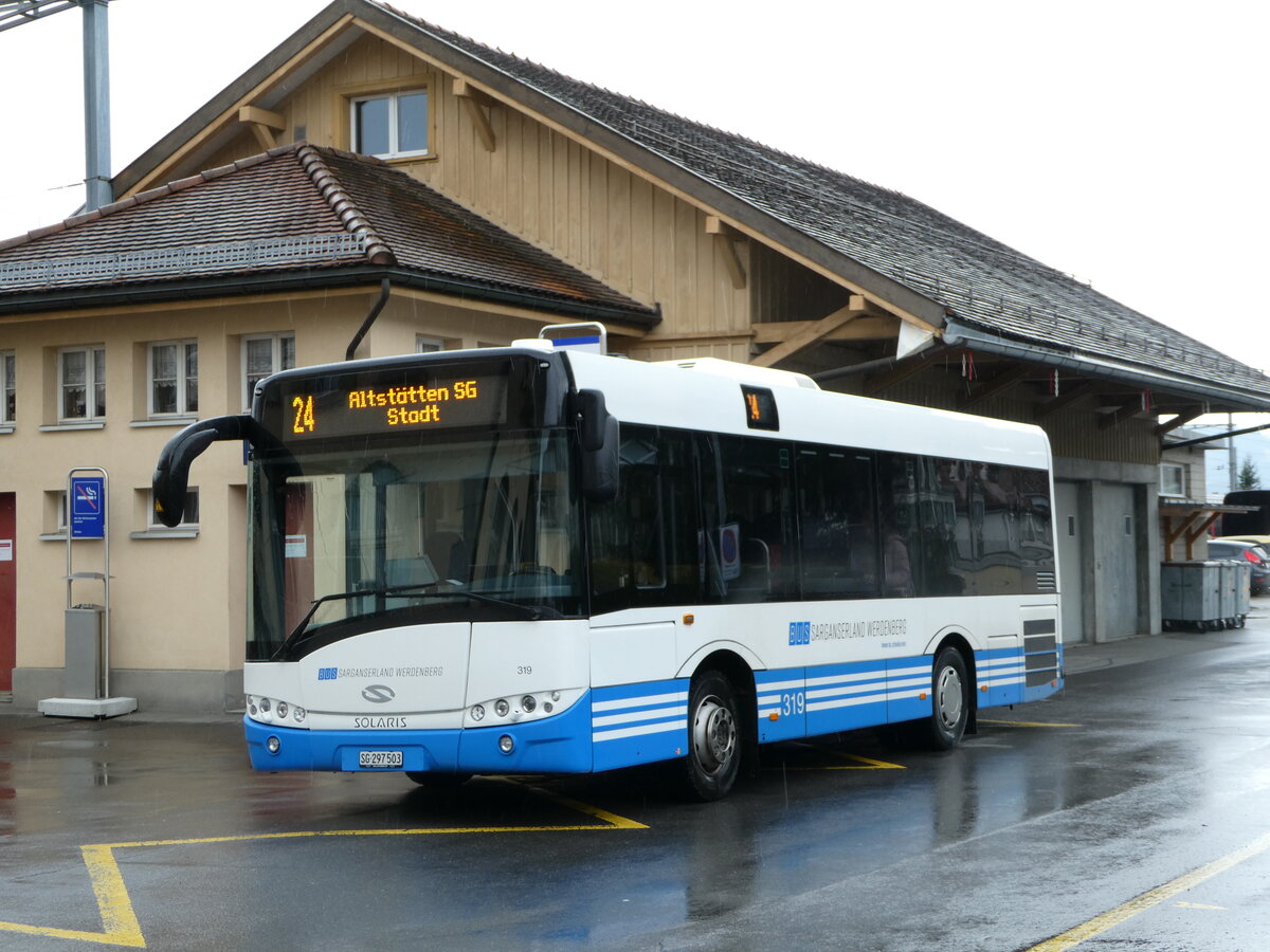 (249'104) - BSW Sargans - Nr. 319/SG 297'503 - Solaris am 25. April 2023 beim Bahnhof Gais