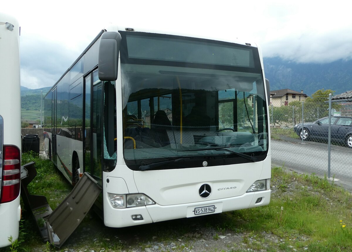 (249'996) - Kostadinovic, Monthey - VS 538'942 - Mercedes (ex Limmat Bus, Dietikon) am 13. Mai 2023 in Massongex, Rte. Du Chablais