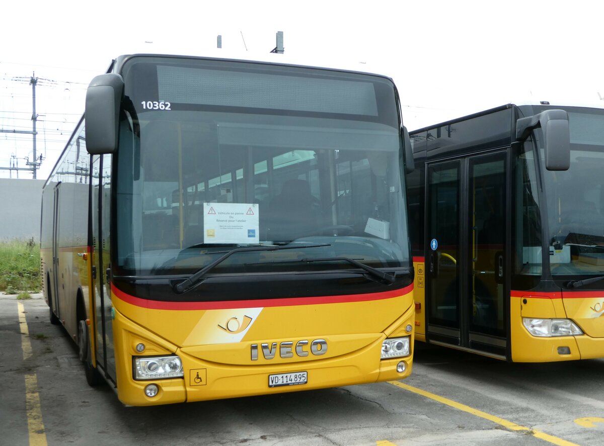 (250'175) - CarPostal Ouest - VD 114'895/PID 10'362 - Iveco am 18. Mai 2023 in Yverdon, Garage