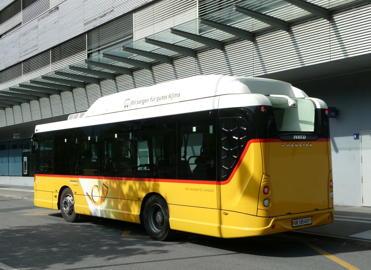 (250'741) - Gessinger, Bad Ragaz - GR 185'401/PID 11'898 - Heuliez-Iveco am 30. Mai 2023 beim Bahnhof Landquart