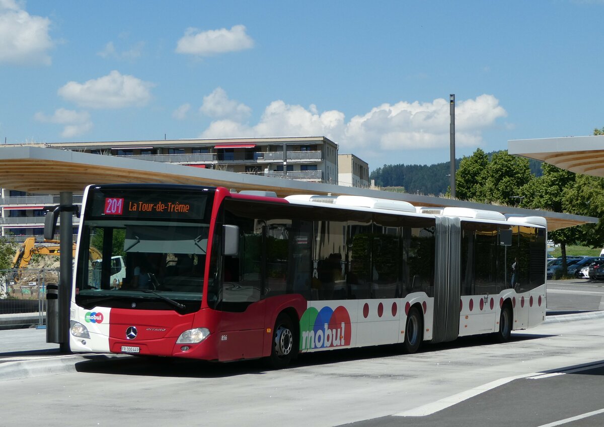 (251'532) - TPF Fribourg - Nr. 856/FR 300'449 - Mercedes am 15. Juni 2023 beim Bahnhof Bulle