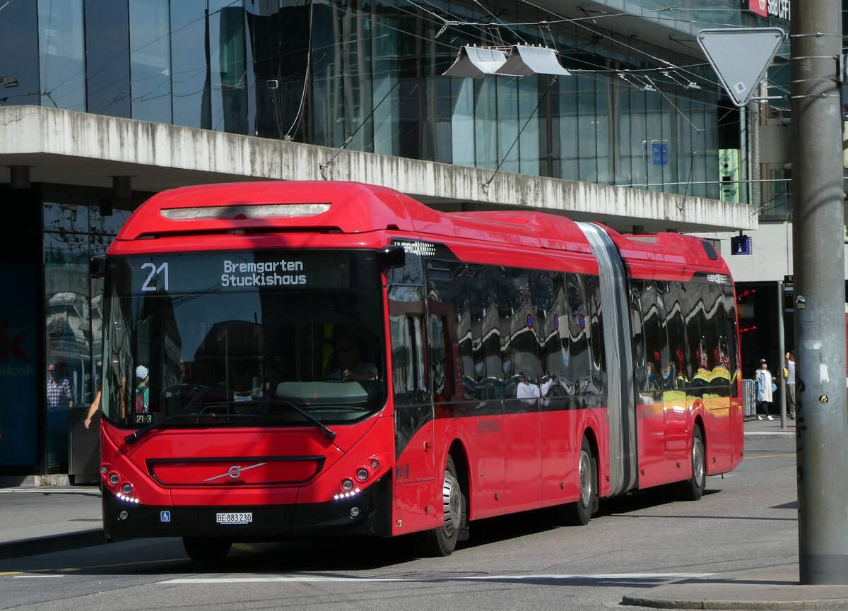 (252'780) - Bernmobil, Bern - Nr. 230/BE 883'230 - Volvo am 19. Juli 2023 beim Bahnhof Bern