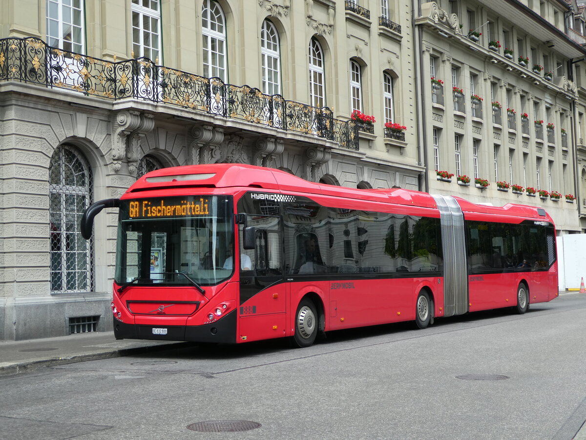 (252'933) - Bernmobil, Bern - Nr. 888/BE 832'888 - Volvo am 24. Juli 2023 in Bern, Bundesplatz