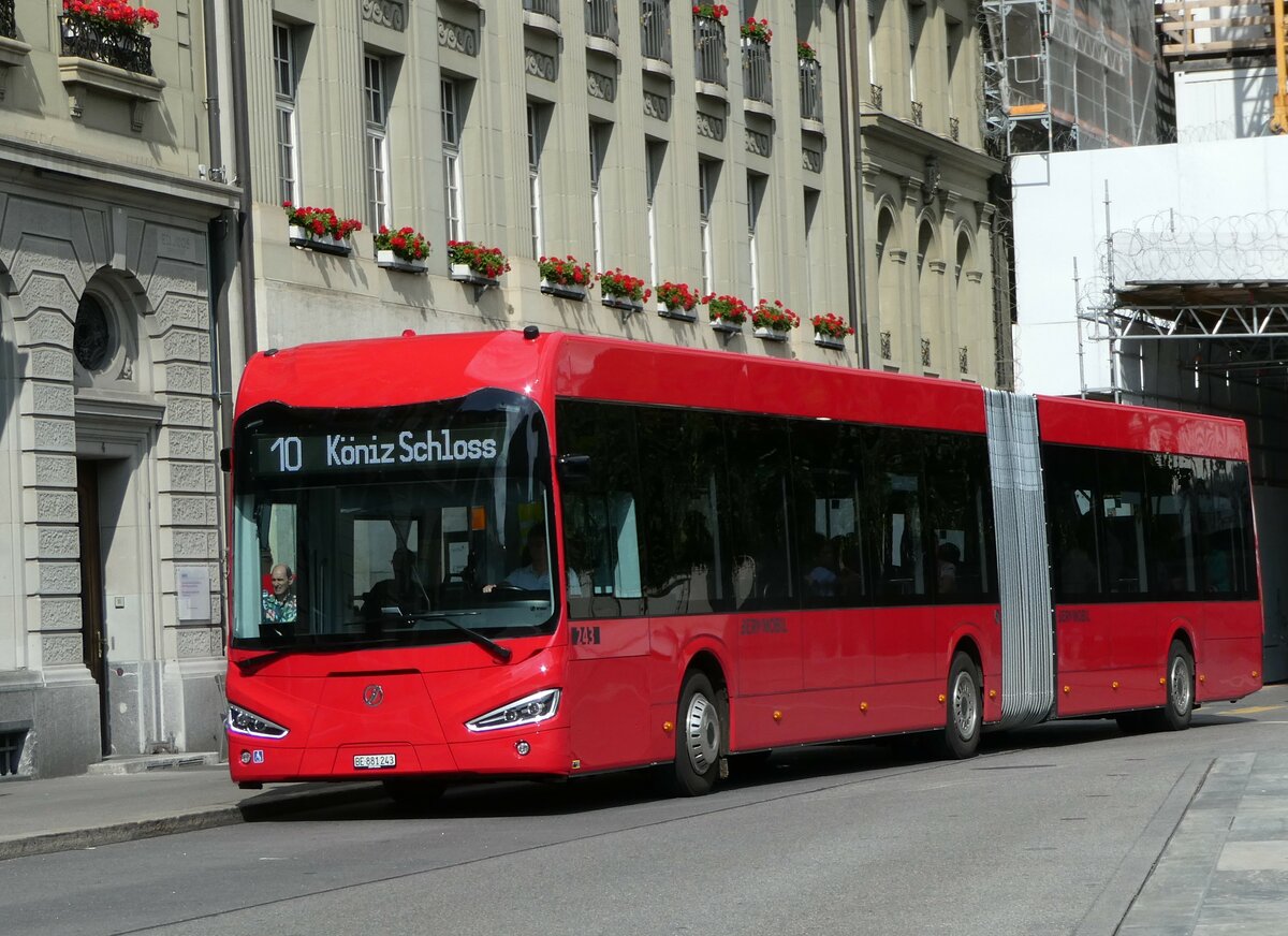 (252'957) - Bernmobil, Bern - Nr. 243/BE 881'243 - Irizar am 24. Juli 2023 in Bern, Bundesplatz