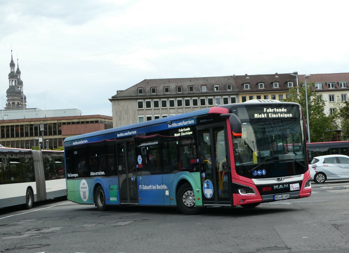 (254'338) - NVG Wrzburg - Nr. 480/W-AK 480 - MAN am 29. August 2023 beim Bahnhof Wrzburg