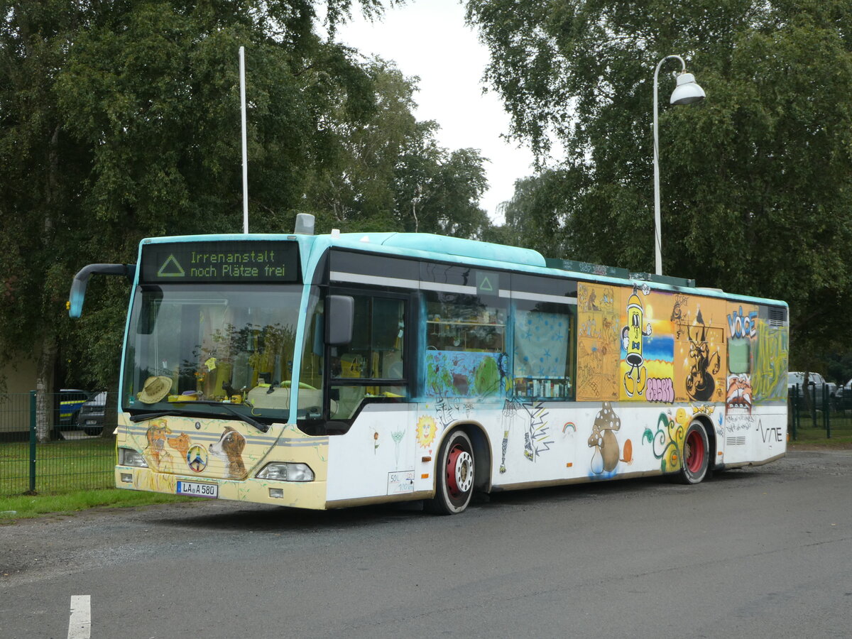 (254'416) - ??? - LA-A 5809 - Mercedes am 31. August 2023 in Greifswald, Am Hafen