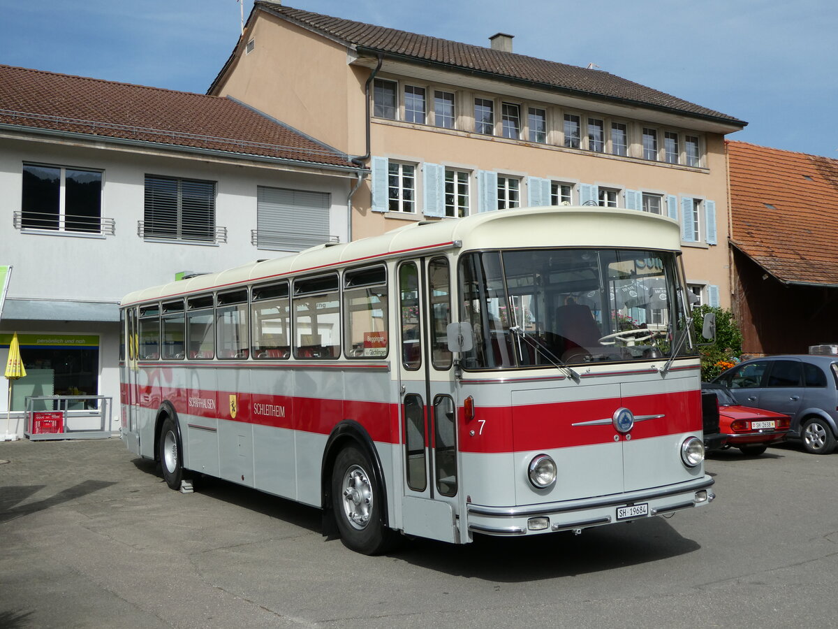 (255'381) - Borer, Neuhausen - Nr. 7/SH 19'684 - Saurer/Tscher (ex Heiniger, Btzberg; ex ASS Schleitheim Nr. 22; ex ASS Schleitheim Nr. 7) am 17. September 2023 in Beggingen, Dorf