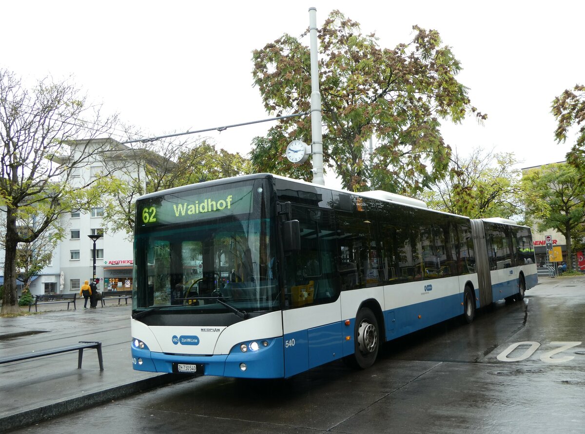 (256'323) - VBZ Zrich - Nr. 540/ZH 730'540 - Neoplan am 21. Oktober 2023 in Zrich, Schwamendingerplatz