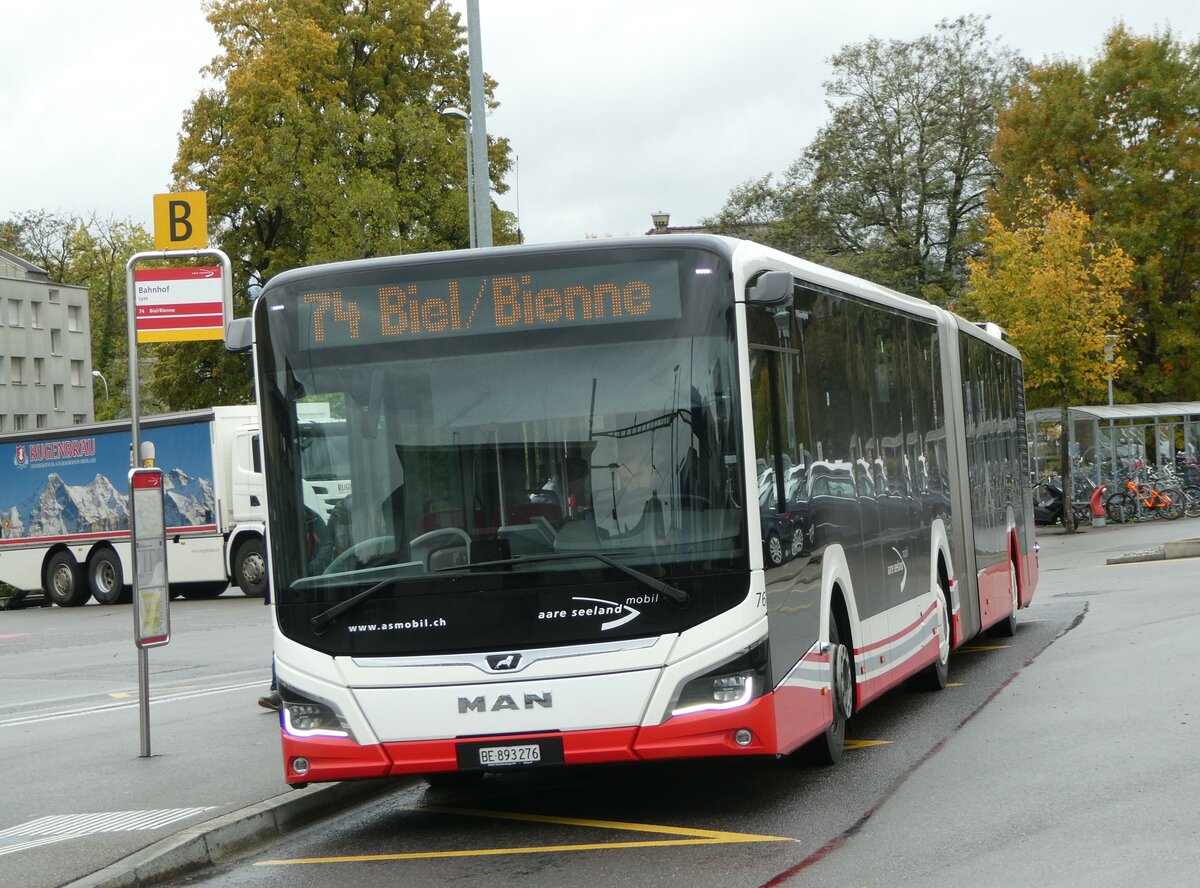 (256'382) - ASm Langenthal - Nr. 76/BE 893'276 - MAN am 26. Oktober 2023 beim Bahnhof Lyss