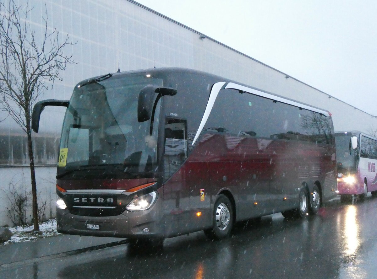 (258'162) - Engeloch, Riggisberg - BE 145'505 - Setra am 6. Januar 2024 beim Bahnhof Frutigen