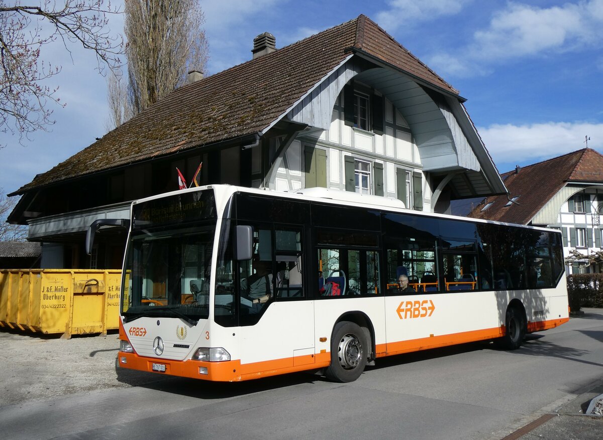 (260'020) - RBS Worblaufen - Nr. 3/BE 767'003 - Mercedes am 3. Mrz 2024 in Mattstetten, Briswilstrasse