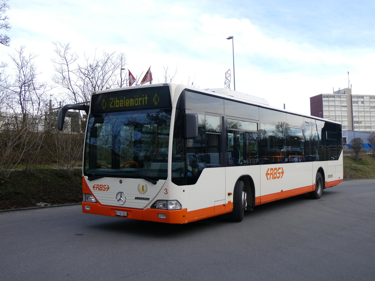 (260'086) - RBS Worblaufen - Nr. 3/BE 767'003 - Mercedes am 3. Mrz 2024 in Worblaufen, Garage (mit Zielanzeige: Zibelemrit)