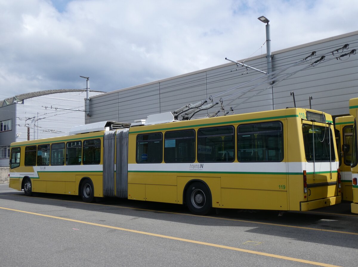(261'661) - transN, La Chaux-de-Fonds - Nr. 119 - NAW/Hess Gelenktrolleybus (ex TN Neuchtel Nr. 119) am 23. April 2024 in Marin, Dpt