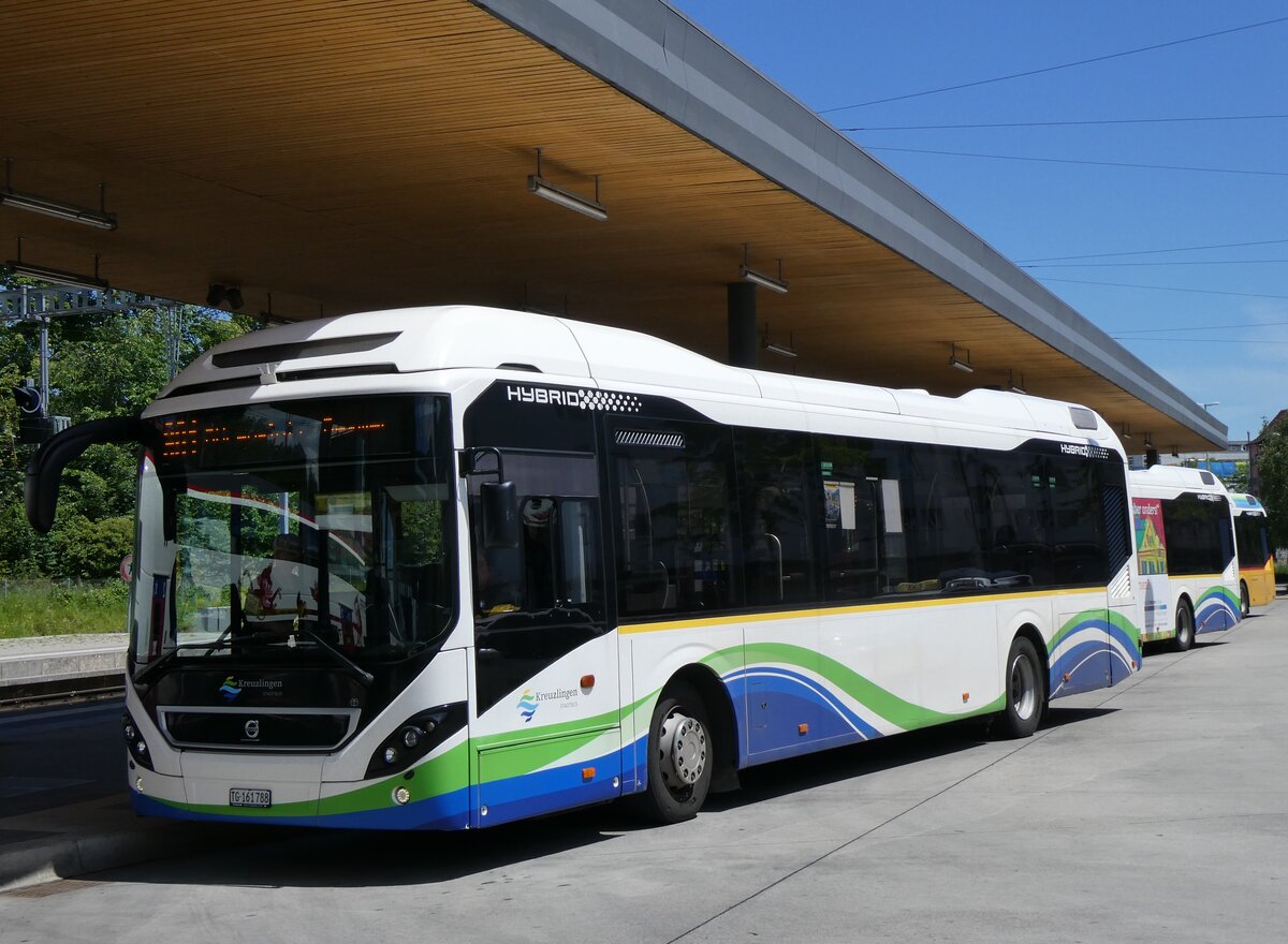 (263'385) - SBK Kreuzlingen - TG 161'788 - Volvo am 4. Juni 2024 beim Bahnhof Kreuzlingen