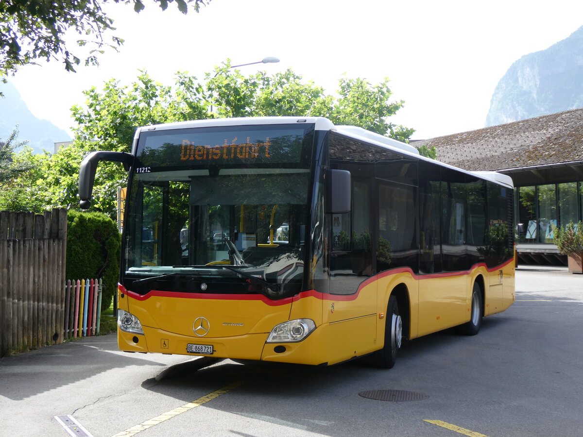 (264'077) - Flck, Brienz - Nr. 21/BE 868'721/PID 11'212 - Mercedes am 29. Juni 2024 in Meiringen, Postautostation