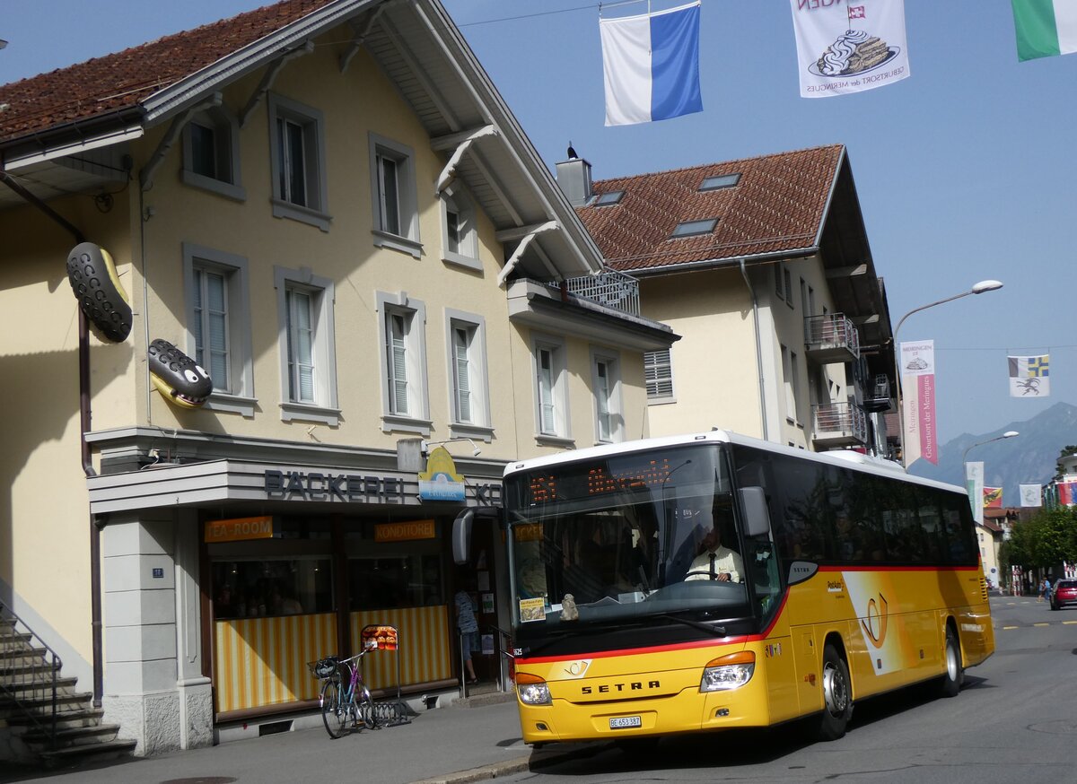 (264'081) - PostAuto Bern - Nr. 70/BE 653'387/PID 5625 - Setra am 19. Juni 2024 in Meiringen, Bahnhofstrasse