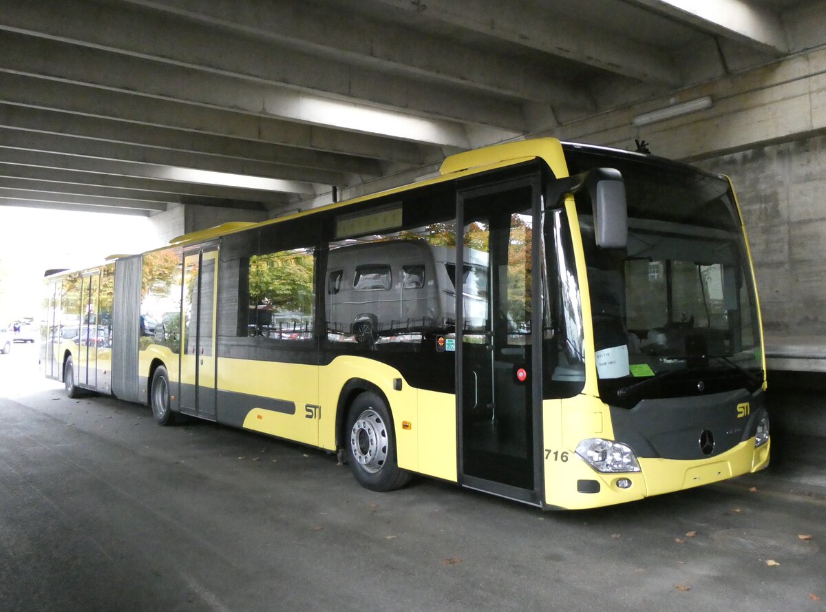 (268'187) - STI Thun - Nr. 716 - Mercedes am 14. Oktober 2024 in Steffisburg, Cremo