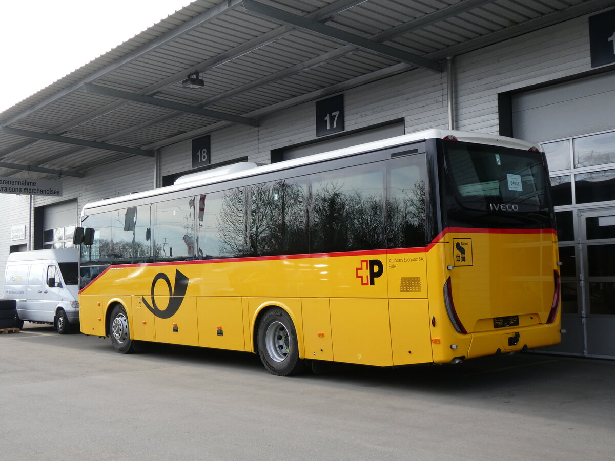 (272'733) - Evquoz, Erde - PID 12'234 - Iveco am 9. Mrz 2025 in Kerzers, Interbus