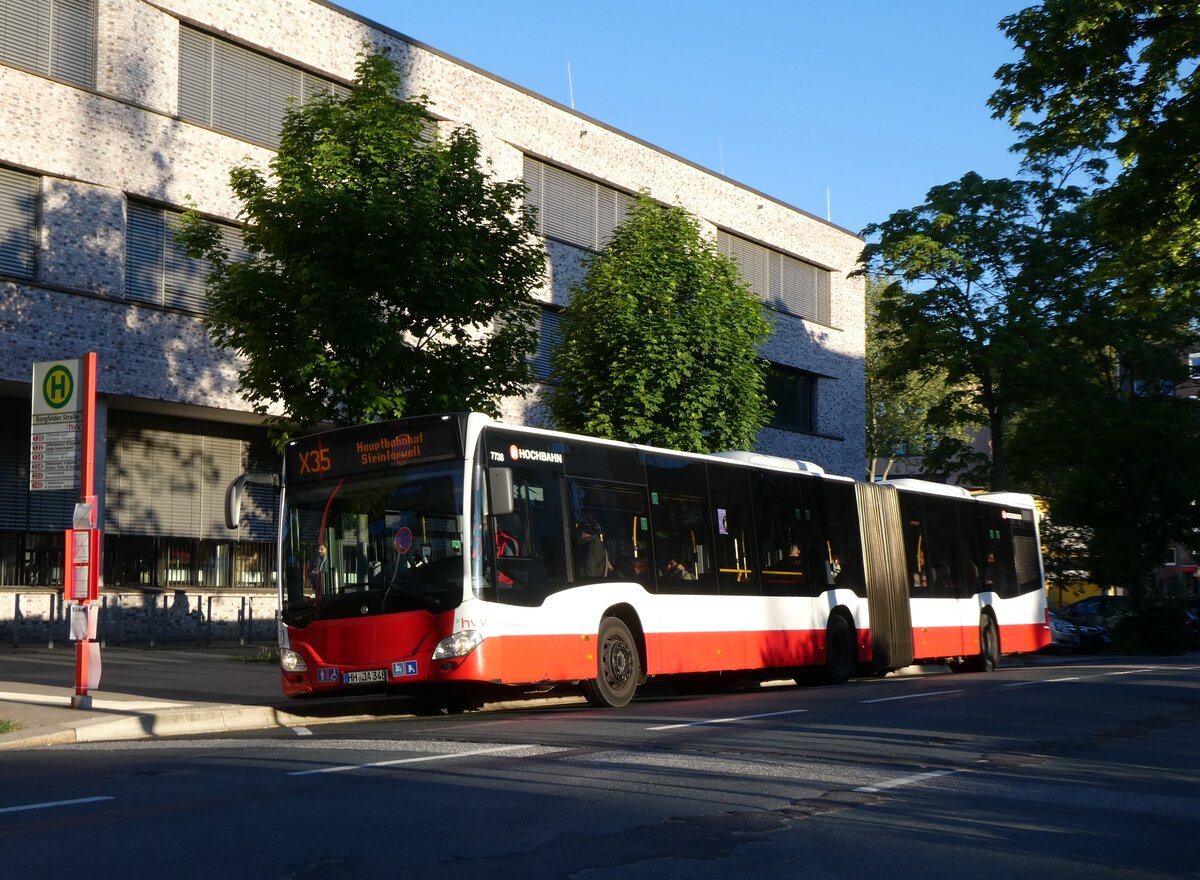 (275'255) - HHA Hamburg - Nr. 7738/HH-JA 348 - Mercedes am 9. Mai 2025 in Hamburg, Borgfelder Strasse