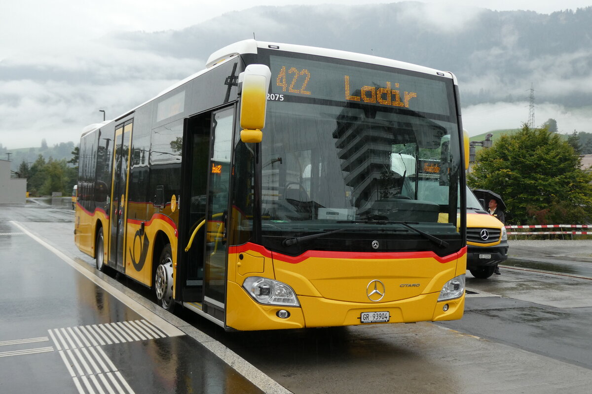 (280'107) - Bundi, Disentis - GR 93'904/PID 12'075 - Mercedes am 9. September 2025 beim Bahnhof Ilanz