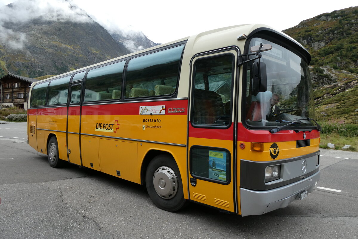 (280'282) - Buzzi, Bern - BE 910'789 - Mercedes (ex Mattli, Wassen/PID 2295) am 10. September 2025 in Susten, Steingletscher