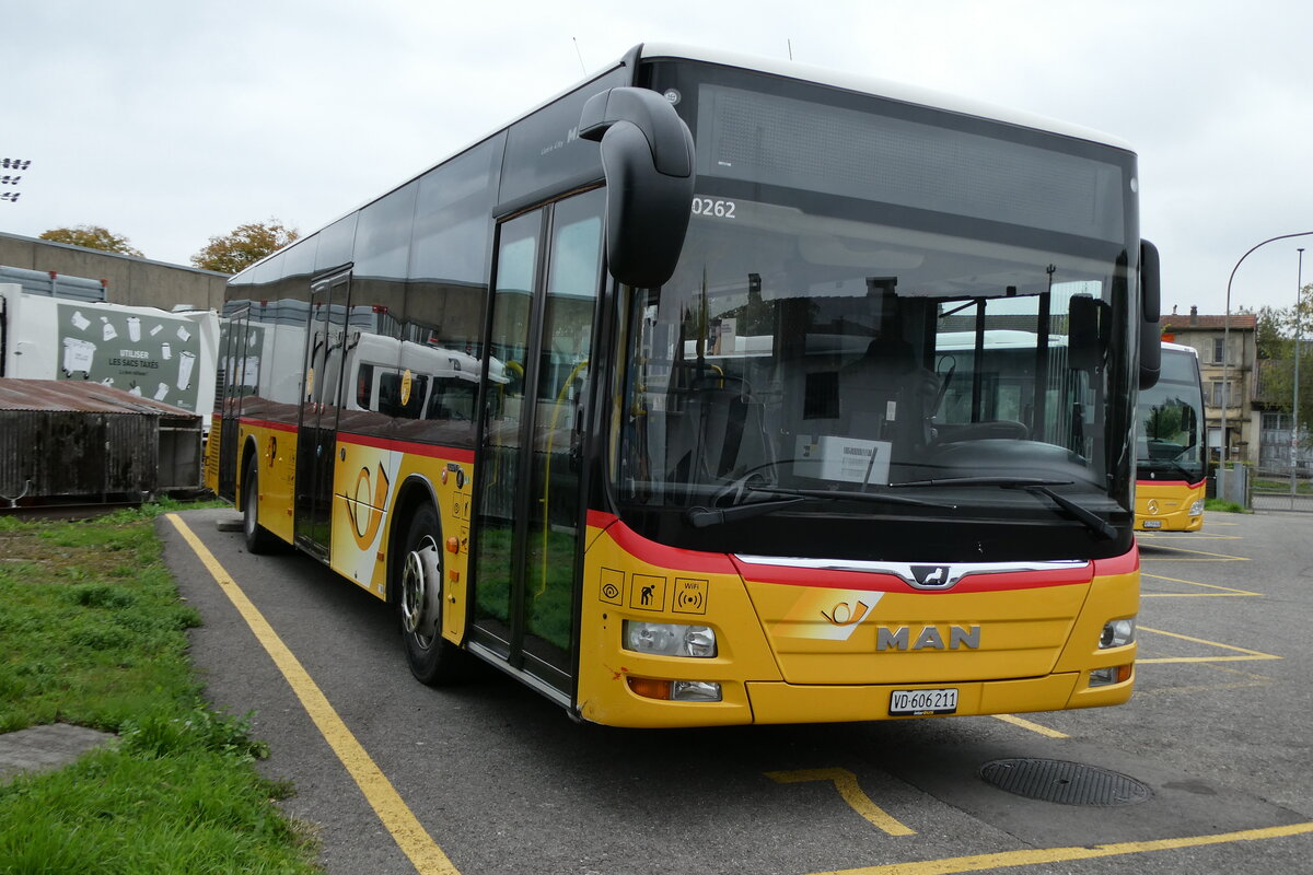 (281'237) - CarPostal Ouest - VD 606'211/PID 10'262 - MAN (ex JU 51'287; ex Nr. 22) am 11. Oktober 2025 in Yverdon, Garage