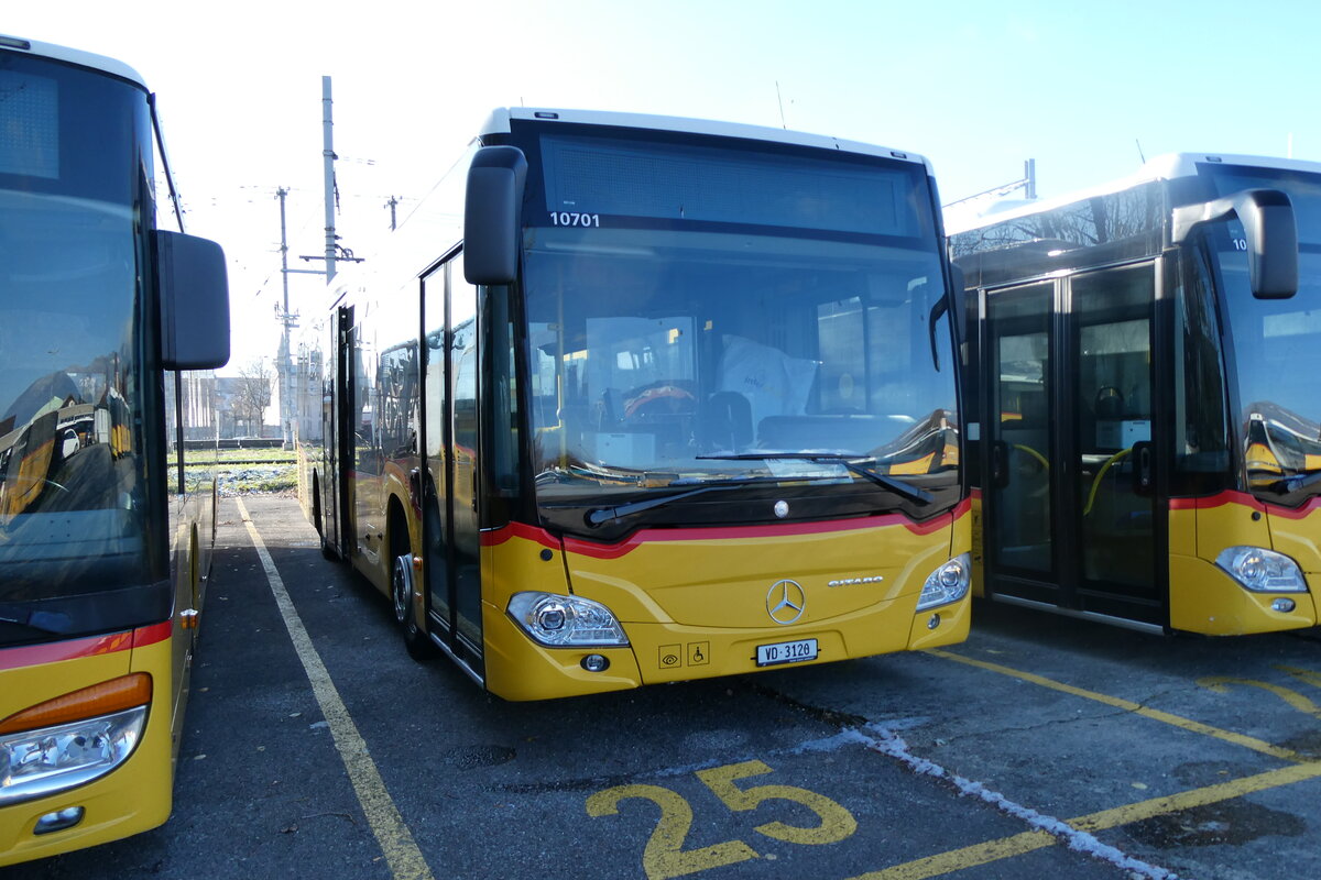 (282'509) - CarPostal Ouest - VD 3120/PID 10'701 - Mercedes (ex Faucherre, Moudon) am 22. November 2025 in Yverdon, Garage