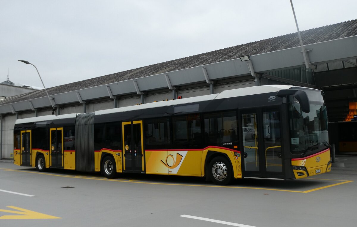 (282'752) - PostAuto Bern - Nr. 11'246/BE 560'246/PID 11'246 - Solaris am 4. Dezember 2025 in Bern, Postautostation