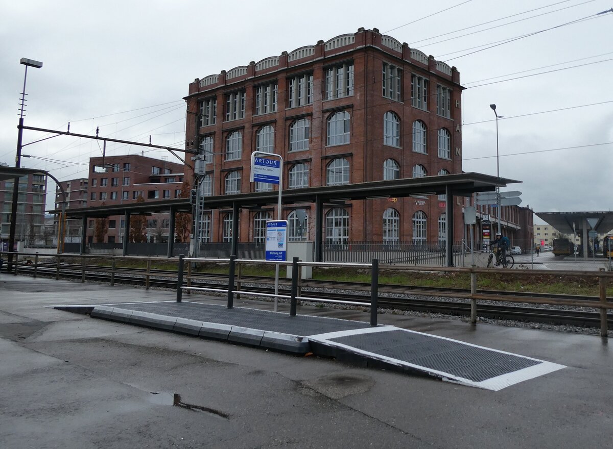 (282'775) - Artour-Haltestelle am 5. Dezember 2025 beim Bahnhof Arbon 