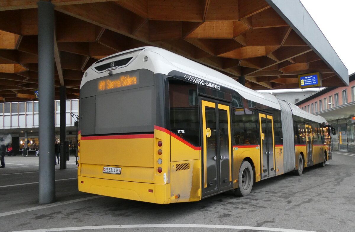 (283'543) - PostAuto Wallis - VS 531'436/PID 11'746 - Volvo (ex Nr. 54) am 30. Dezember 2025 beim Bahnhof Sion