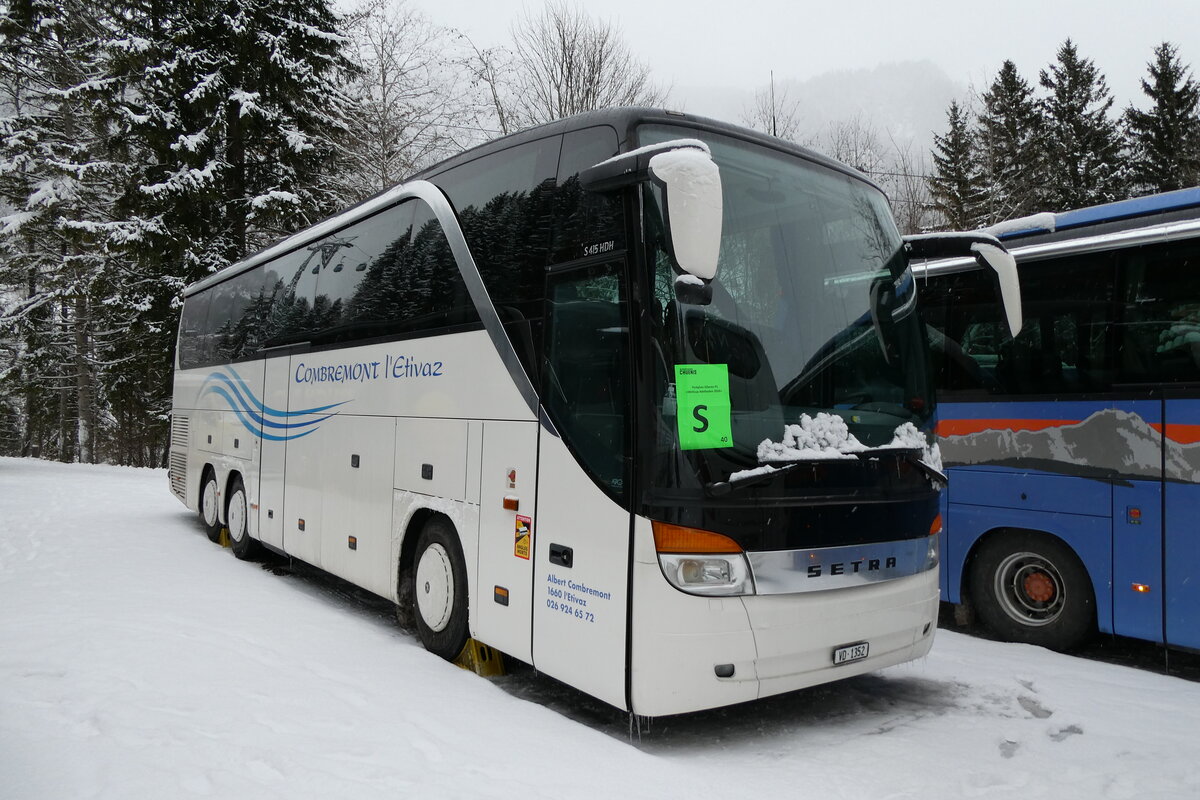 (284'102) - Combrement, L'Etivaz - VD 1352 - Setra am 10. Januar 2026 in Adelboden, ASB