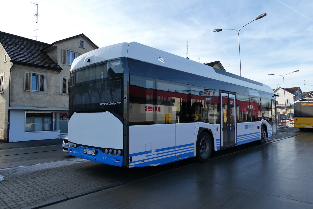 (284'175) - BOTG Amriswil - Nr. 422/TG 241'421 - eSolaris am 16. Januar 2026 beim Bahnhof Amriswil