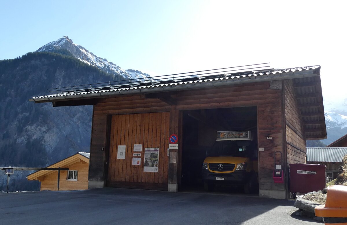 (285'232) - PostAuto Bern - BE 822'867/PID 11'016 - Mercedes am 5. M�rz 2026 in Isenfluh, Garage