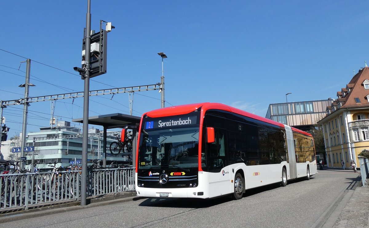 (285'562) - RVBW Wettingen - Nr. 114/AG 599'375 - eMercedes am 19. M�rz 2026 beim Bahnhof Baden