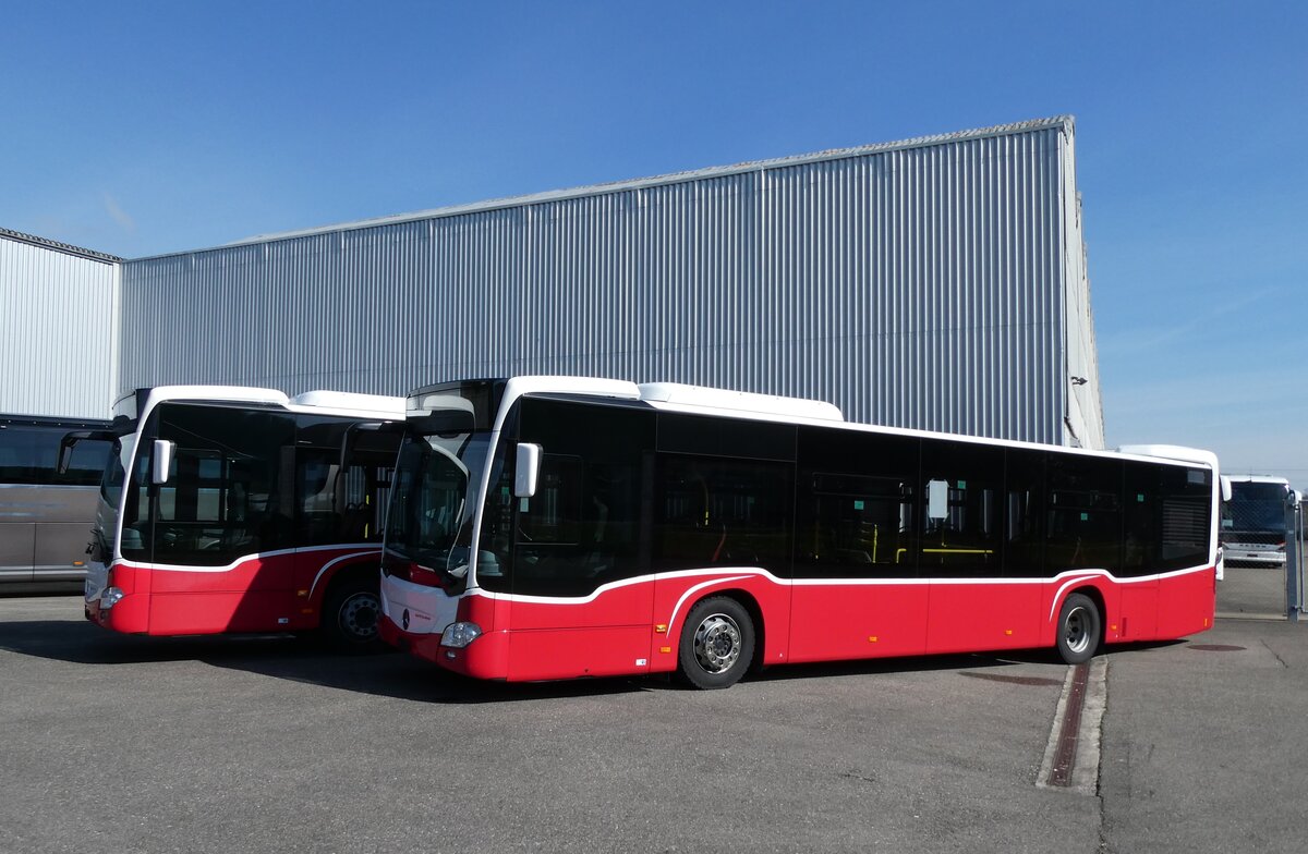 (285'804) - CarPostal Ouest - PID 12'301 - Mercedes - Mercedes (ex Intertours, Domdidier Nr. 486; ex Wiener Linien, A-Wien Nr. 8122) am 28. M�rz 2026 in Winterthur, Daimler Buses