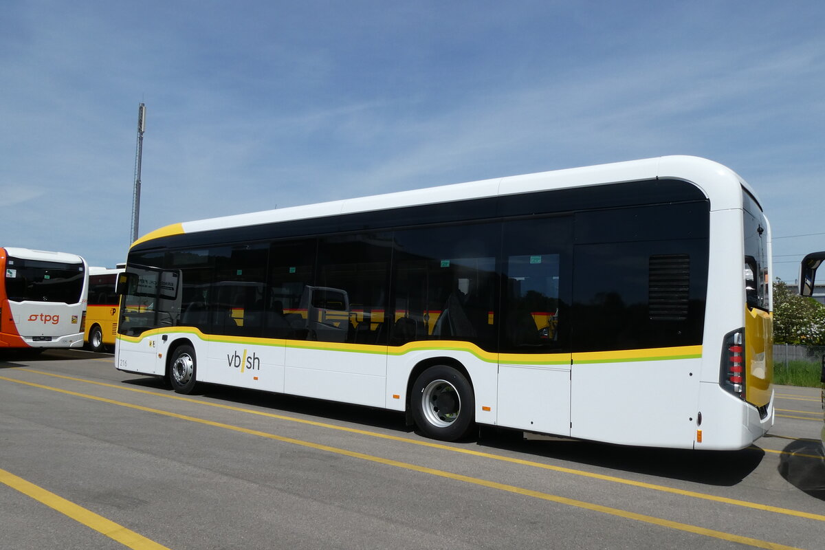 (286'678) - VBSH Schaffhausen - Nr. 216 - eMercedes am 2. Mai 2026 in Winterthur, Daimler Buses