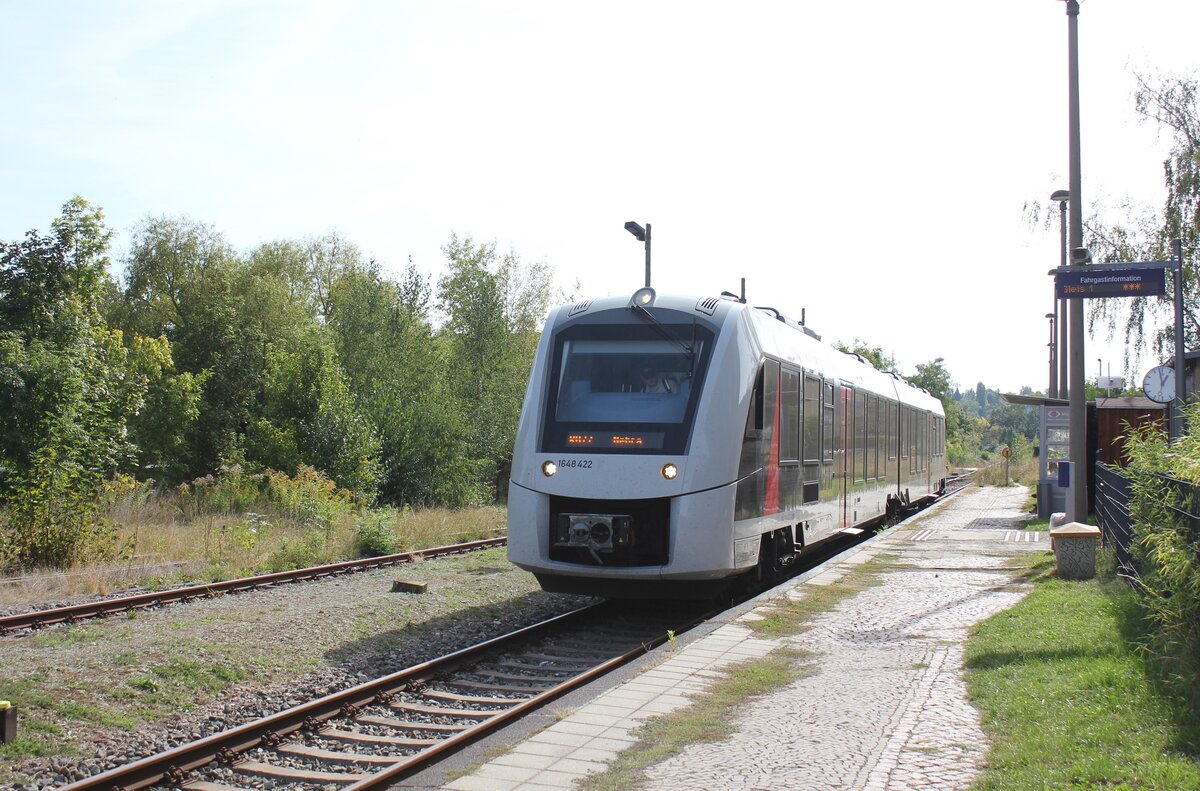 Abellio 1648 422 als RB 80558 nach Nebra, am 23.09.2024 in Naumburg (S) Ost. (Foto: Wolfgang Krolop)