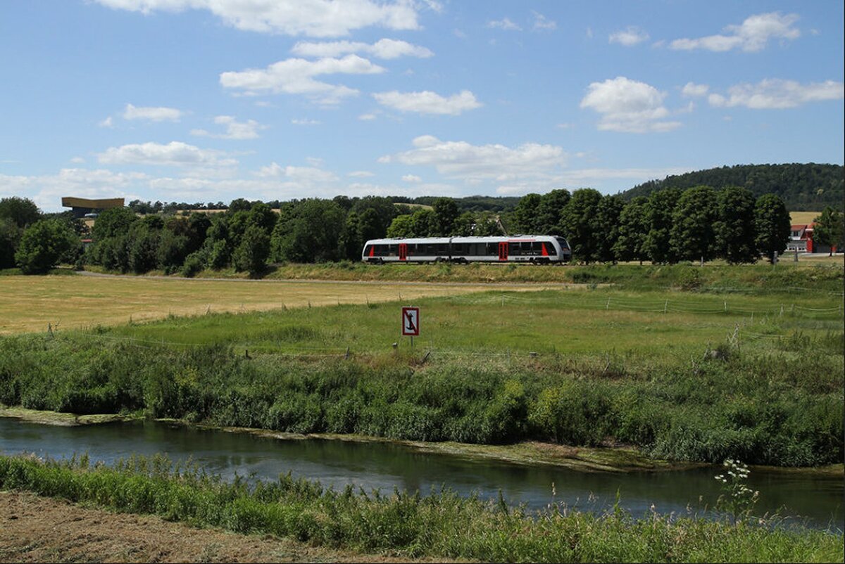 Am 28.06.2025 stand der Abellio 1648 449 als RB 80563 nach Naumburg (S) Ost abfahrbereit in Wangen (U). (Foto: Daniel Pichlink)