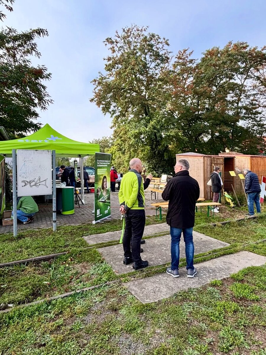 Beim 20. Unstrutbahnfest am 03.10.2025 in Roleben war auch Start Mitteldeutschland mit einem Infostand dabei. (Foto: Philipp Spannemann)