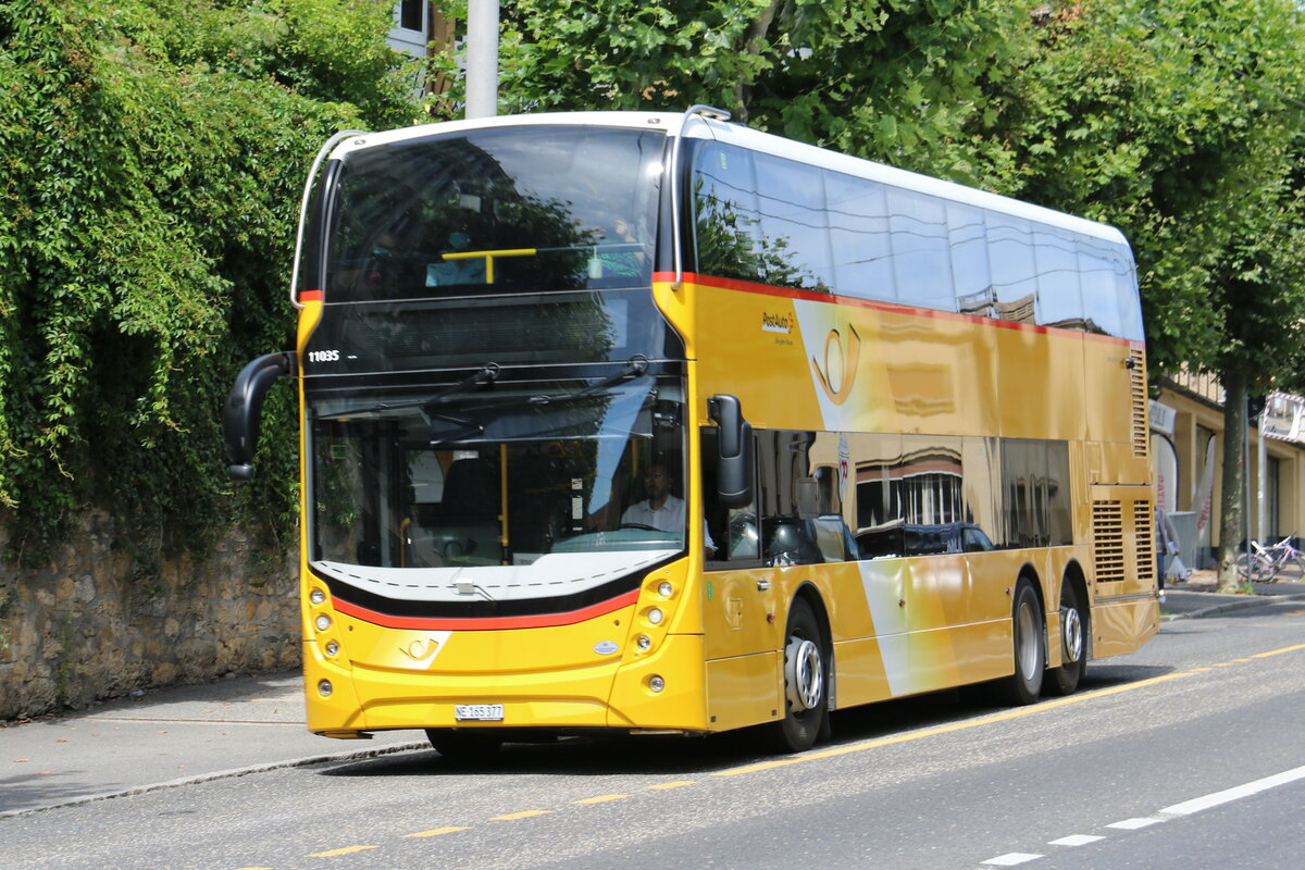 CarPostal Ouest - NE 165'377 - Alexander Dennis (ex PostAuto Ostschweiz) am 6. August 2021 in Neuchtel (Aufnahme: Martin Beyer)