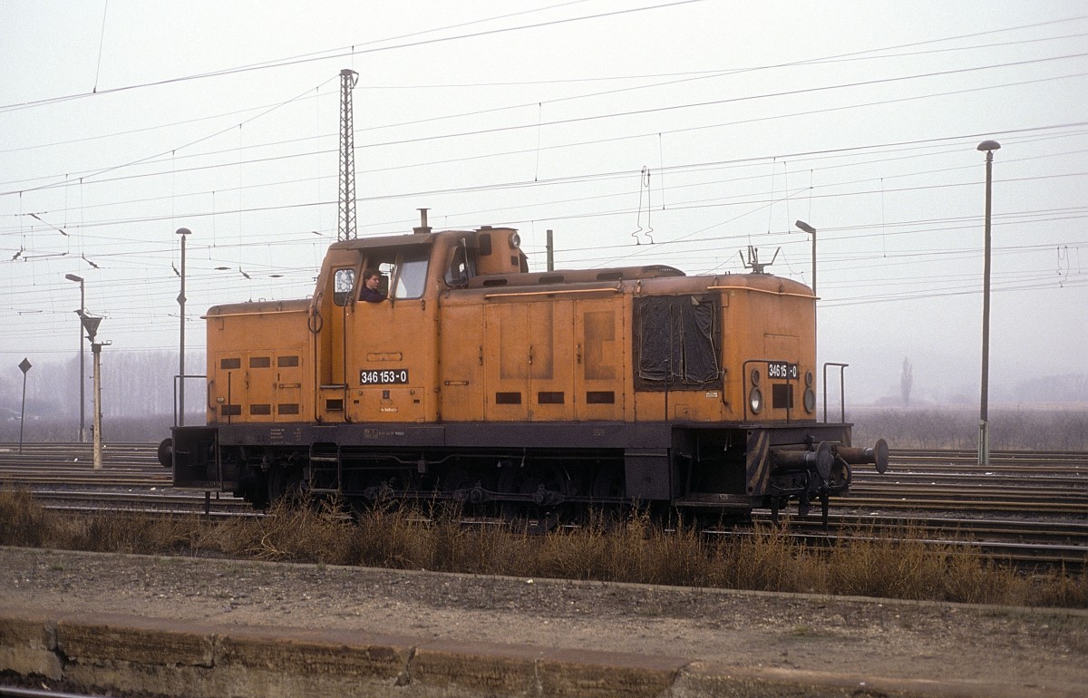 DB 346 153-0 am 03.12.1991 in Naumburg Hbf. (Foto: Werner Brutzer)