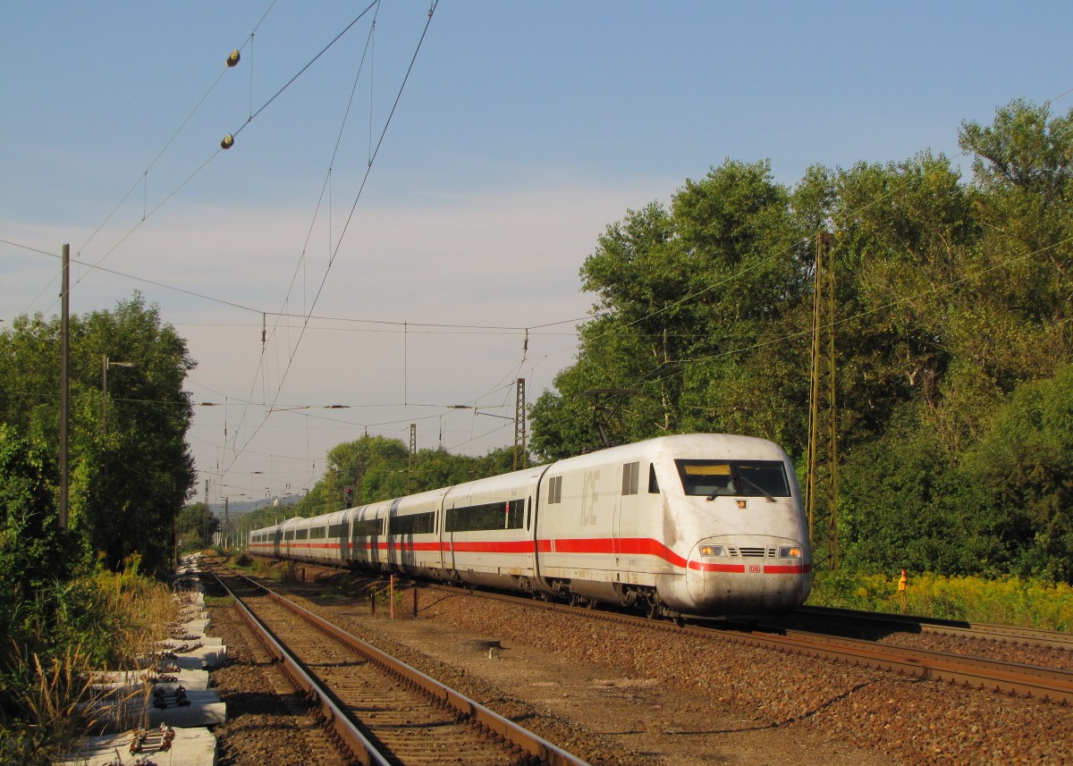DB 401 557-4  Landshut  als umgeleiteter ICE 874 von Karlsruhe Hbf nach Berlin Hbf (tief), am 07.09.2013 in Naumburg Hbf.